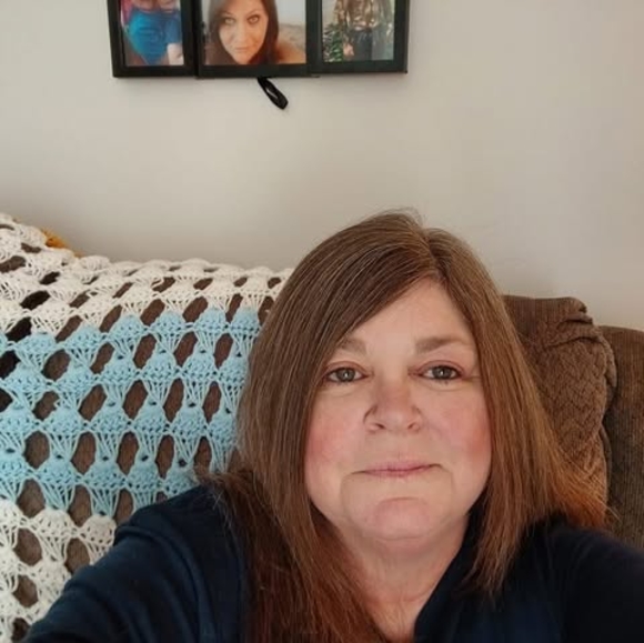 Meet your Posher, Cindy - Picture 1 of 1